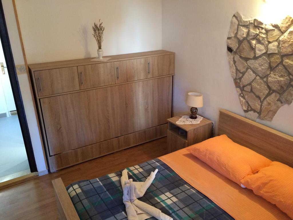 Apartment Rusnjak Novigrad  Exterior photo